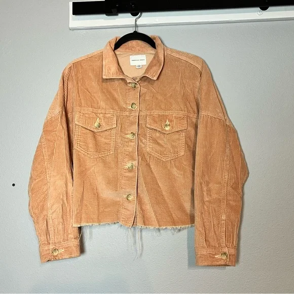 American Eagle Outfitters Corduroy Utility Shirt Jacket Cropped Medium Peach Tan - Picture 3 of 6